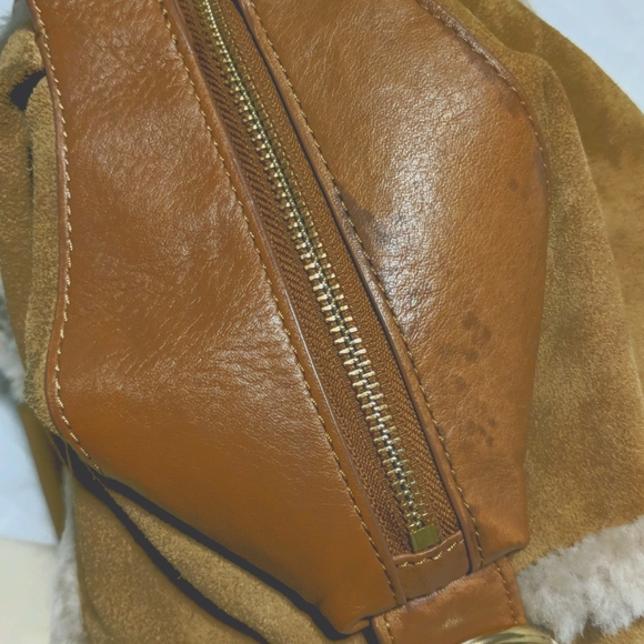 UGG purse - Picture 4 of 4